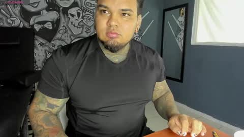 angus_6 online show from 09.11.25