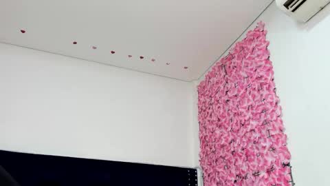 Angie online show from 11.24.25