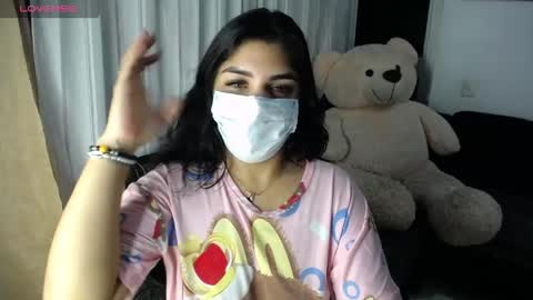 Snapshot of aniisaalii chatting on 05.26.26 Anissa online show from 05.26.26