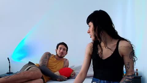 Anika And Lowen Your Thumbs Up Are Super Important For Us  online show from 01.15.25