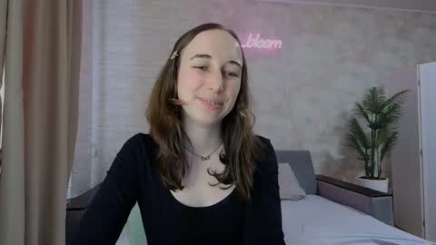 Snapshot of anikabloom chatting on 02.06.25 anikabloom online show from 02.06.25