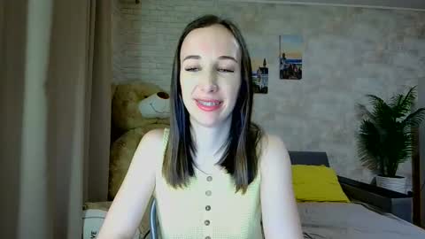 Snapshot of anikabloom chatting on 12.22.25 anikabloom online show from 12.22.25