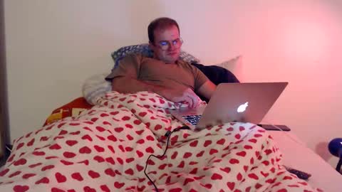 Snapshot of animal_michael chatting on 03.05.26 animal_michael online show from 03.05.26