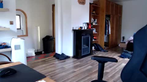 Snapshot of animal_michael chatting on 03.10.26 animal_michael online show from 03.10.26
