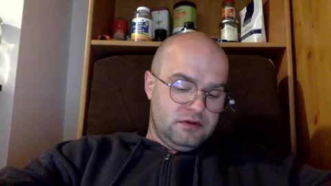 Snapshot of animal_michael chatting on 03.18.26 animal_michael online show from 03.18.26