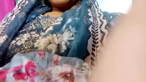 Snapshot of anisha89299 chatting on 05.02.26 Sweet69 online show from 05.02.26