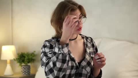 AnishaVivo online show from 12.01.25