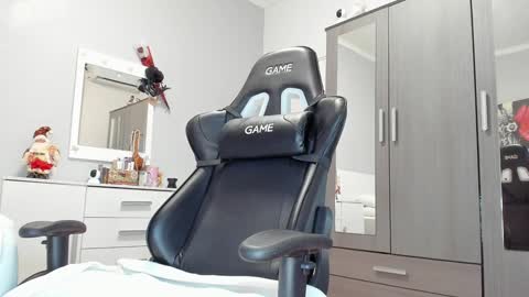 Luna online show from 12.24.24