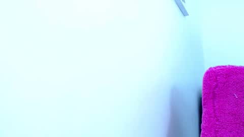 ana independent model online show from 12.18.24