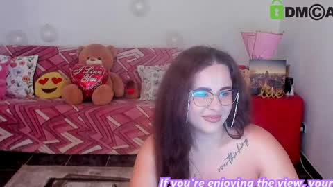 Snapshot of anissyax chatting on 05.15.26 AnissyaX online show from 05.15.26