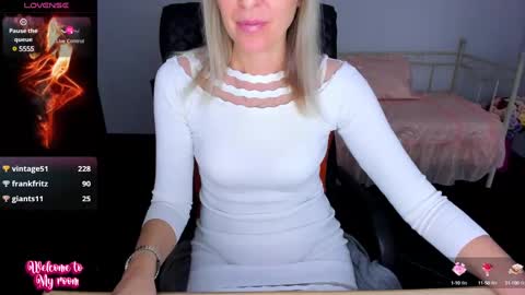 Anita online show from 02.04.25