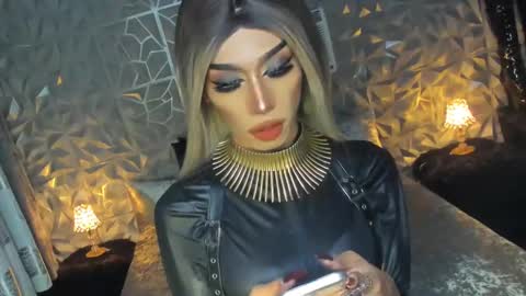 Miss Ann online show from 01.06.25