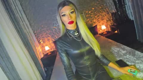 Miss Ann online show from 01.27.25