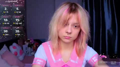 Snapshot of anitasweetness chatting on 04.22.26 anitasweetness online show from 04.22.26