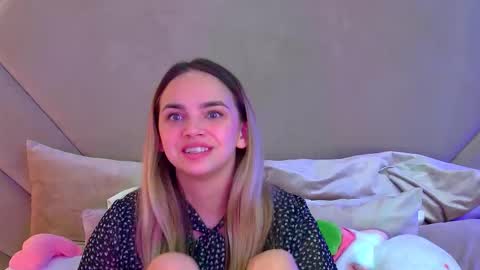 AnitaVenture online show from 10.11.25