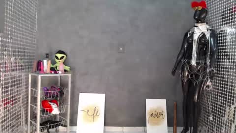Snapshot of anjinhama chatting on 06.10.26 Hello My name is NaiaraPv is OPEN online show from 06.10.26