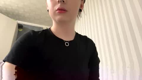 Snapshot of anmixhot chatting on 10.27.25 AnmiXHot online show from 10.27.25