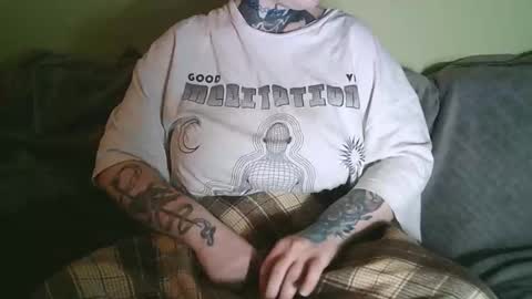 ann_lelala_ online show from 02.16.25