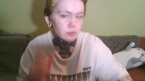 ann_lelala_ online show from 02.16.25