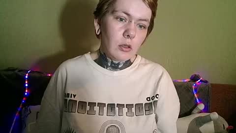 ann_lelala_ online show from 02.17.25