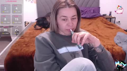 Snapshot of anna_ana chatting on 04.19.26 Anadirectgirl online show from 04.19.26