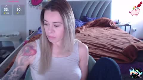 Snapshot of anna_ana chatting on 05.16.26 Anadirectgirl online show from 05.16.26