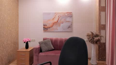 Anna Ditrih online show from 04.02.26