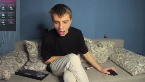 Snapshot of anna_jason chatting on 01.15.25 Fansly Jason sweet ass online show from 01.15.25