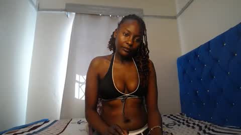 Snapshot of anna_kinky1 chatting on 10.13.25 anna kinky1 online show from 10.13.25