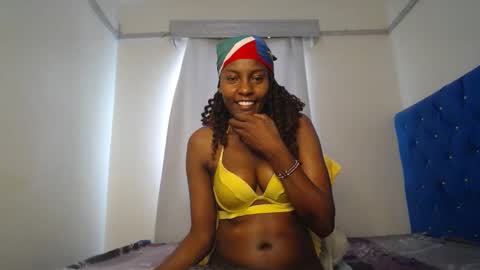 Snapshot of anna_kinky1 chatting on 10.20.25 anna kinky1 online show from 10.20.25