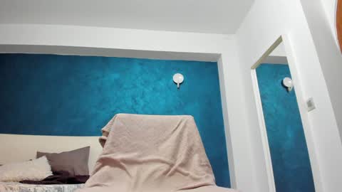 Anna online show from 01.13.25