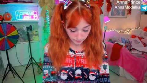 Snapshot of anna_prince chatting on 12.28.24 Anna online show from 12.28.24