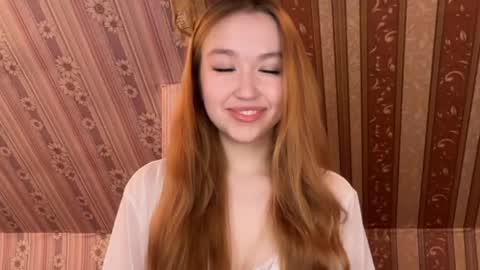 Snapshot of anna_raspberry chatting on 05.03.26 Anne online show from 05.03.26