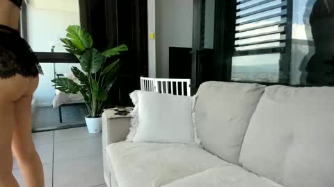 Anna online show from 12.03.25