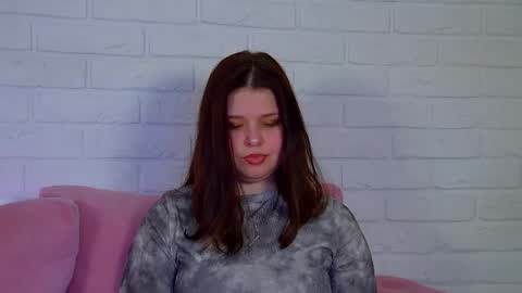 Snapshot of annabanksy chatting on 04.30.26 AnnaBanksy online show from 04.30.26