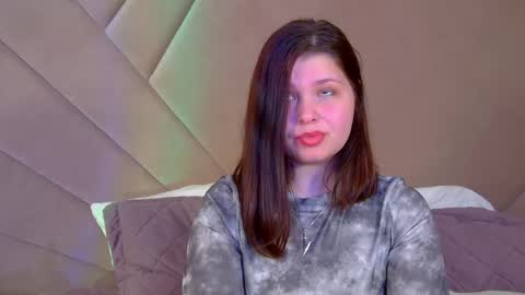 Snapshot of annabanksy chatting on 05.14.26 AnnaBanksy online show from 05.14.26