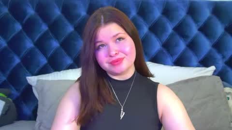 Snapshot of annabanksy chatting on 05.17.26 AnnaBanksy online show from 05.17.26