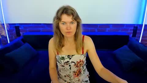 Snapshot of annabel_xxx chatting on 10.05.25 Annabel online show from 10.05.25