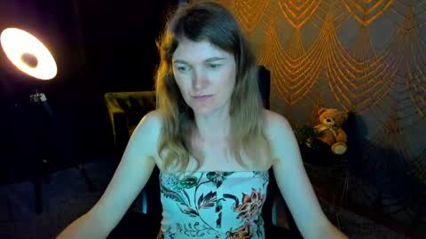 Snapshot of annabel_xxx chatting on 05.24.26 Annabel online show from 05.24.26