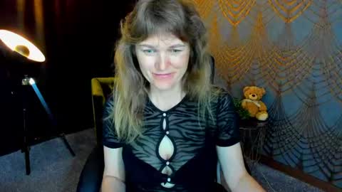 Snapshot of annabel_xxx chatting on 06.13.26 Annabel online show from 06.13.26