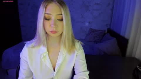 Annabelle online show from 01.16.25