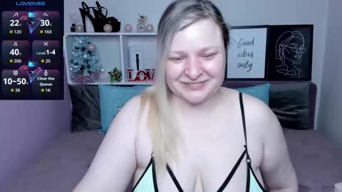 AnnaCherri online show from 12.22.25