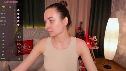 Snapshot of annacooleman_ chatting on 12.26.24 Anna online show from 12.26.24