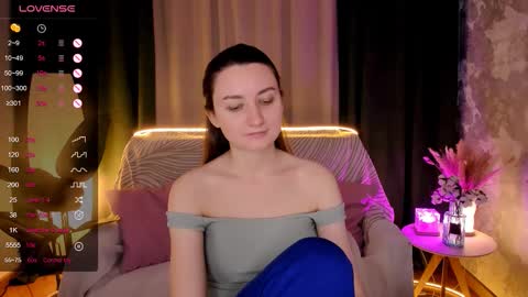 Snapshot of annacooleman_ chatting on 10.16.25 Anna online show from 10.16.25