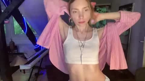Snapshot of annadarko chatting on 07.12.26 Anna Darko online show from 07.12.26