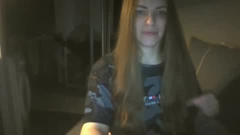 annadiamond1 online show from 10.23.25