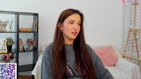 Anna online show from 02.23.25