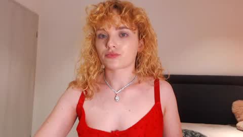 Snapshot of annaevv chatting on 07.19.26 annaevv online show from 07.19.26