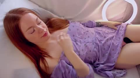 Snapshot of annafoxy_ chatting on 03.02.26 Zarifa 8AM-3PM WED-SAT GMT3 online show from 03.02.26