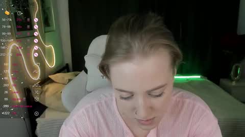 annagrees1 online show from 12.14.25